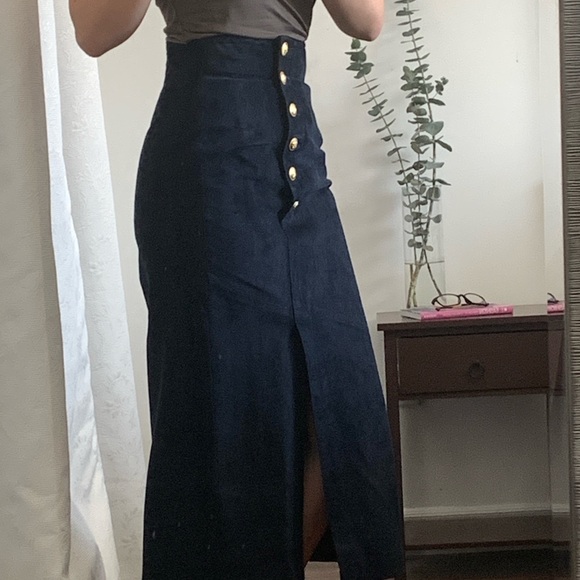 SOLD - Picture 1 of 6